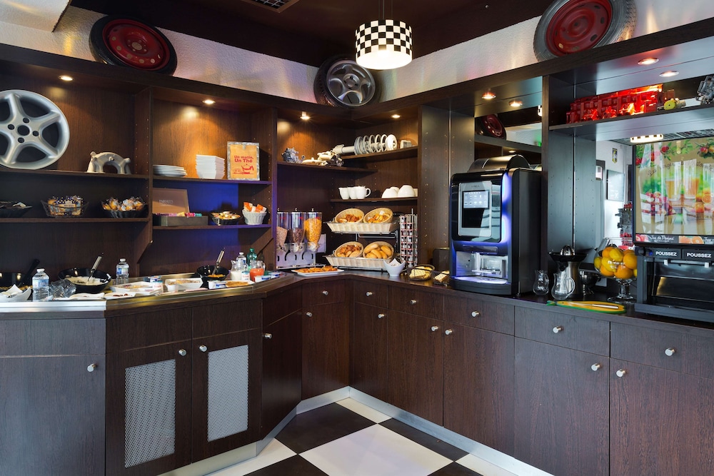Hotel Enzo Hotels Pont a Mousson BY Kyriad Direct 33/52
