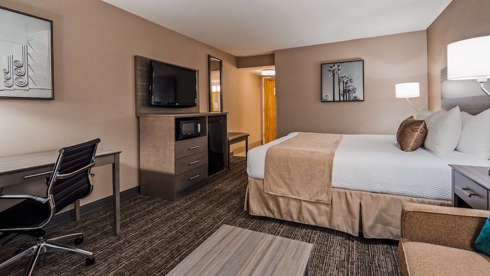 Best Western Plus Executive Inn 14/47