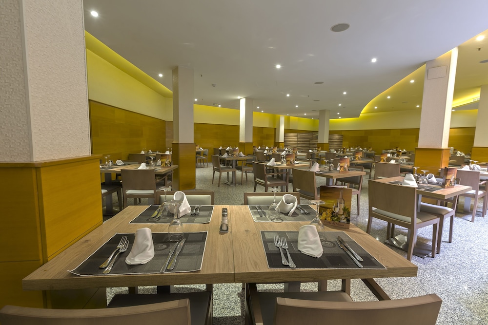 Madeira Centro Hotel 61/69