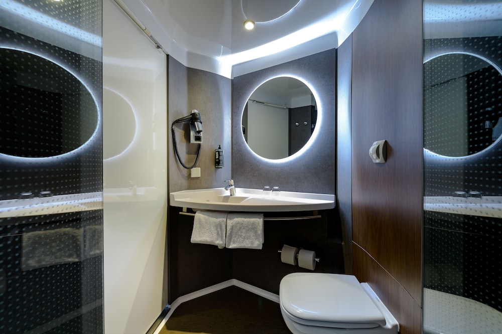 Ibis Muenchen Parkstadt Schwabing 69/70