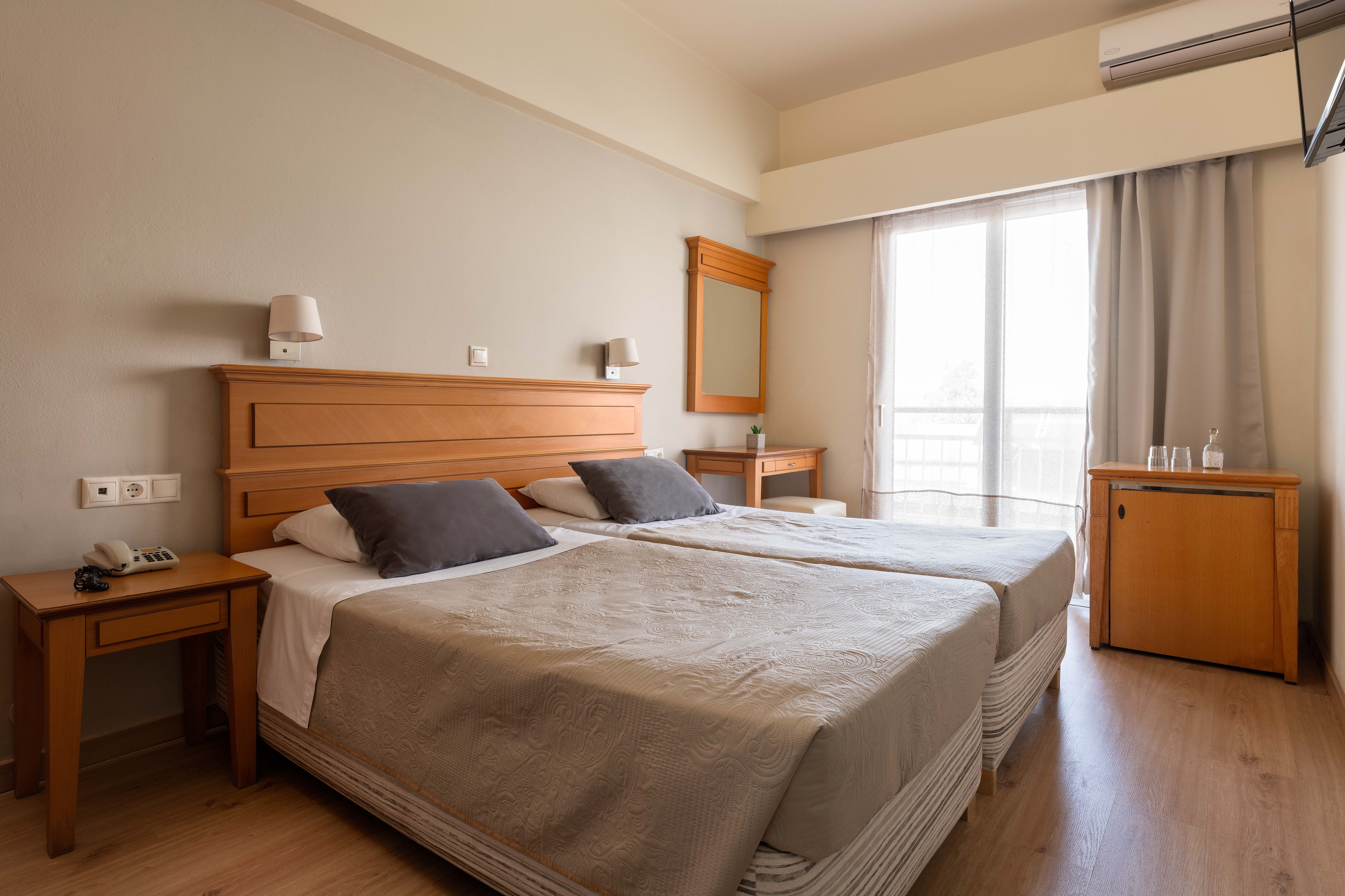 City Plus Rhodes Hotel 12/50
