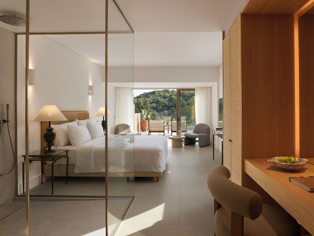 Deluxe, Family, Double Bed, Lateral Side Sea View, 2 Sofa، Cape Sounio, A Resort to Live 5/10