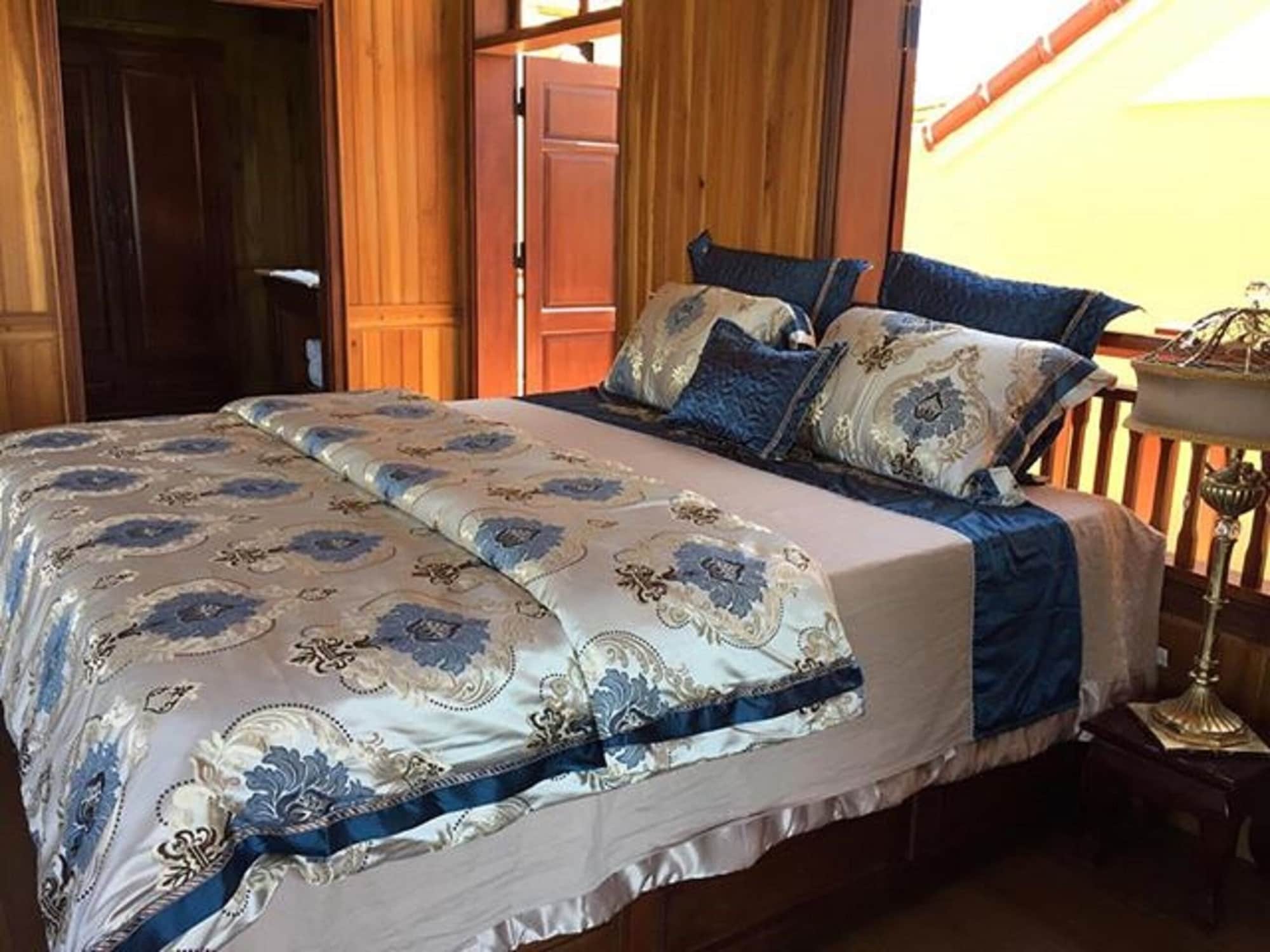 1 BEDROOM, LUXURY, BUNGALOW, SMOKING