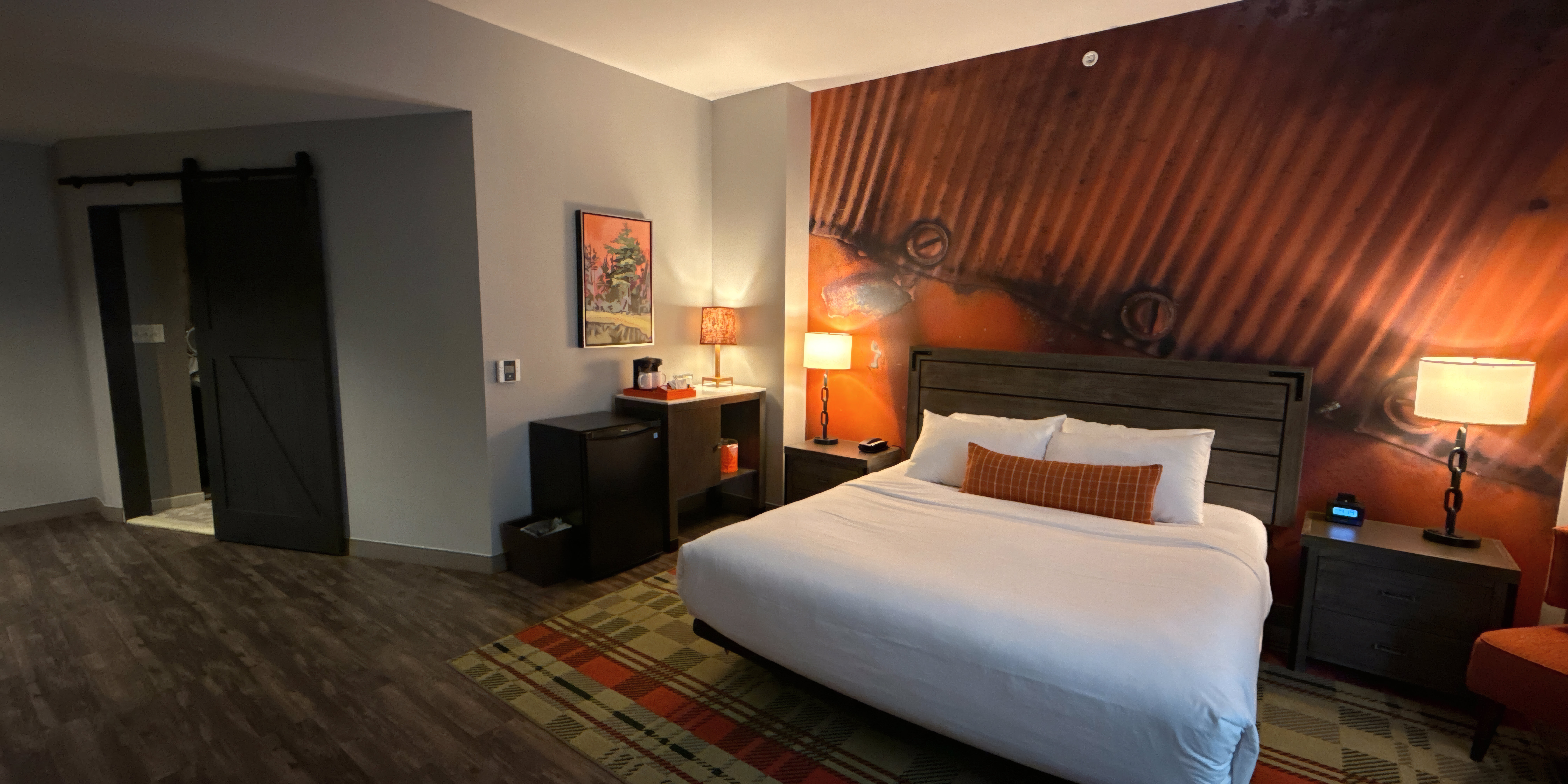 HOTEL INDIGO TRAVERSE CITY 15/78