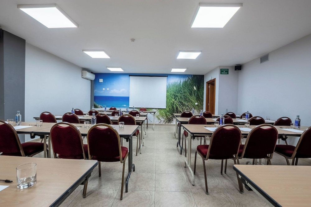 Travelodge Alicante Puerto 70/82
