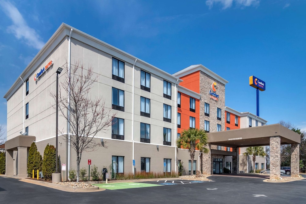 Comfort Suites McDonough Atlanta South 21/24