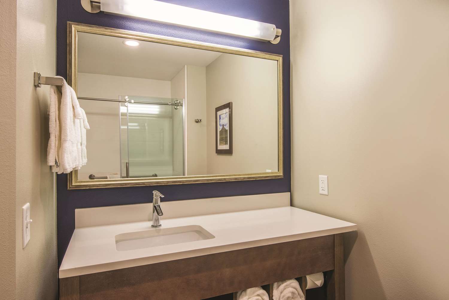 La Quinta Inn Suites By Wyndham Kingman 36/39