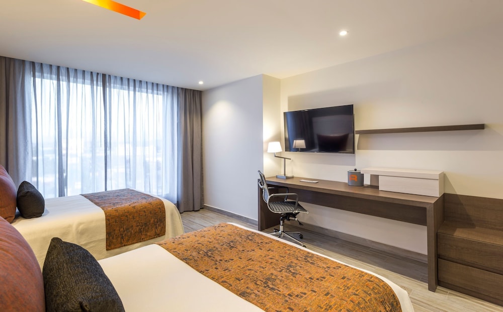 Real Inn Celaya 24/65