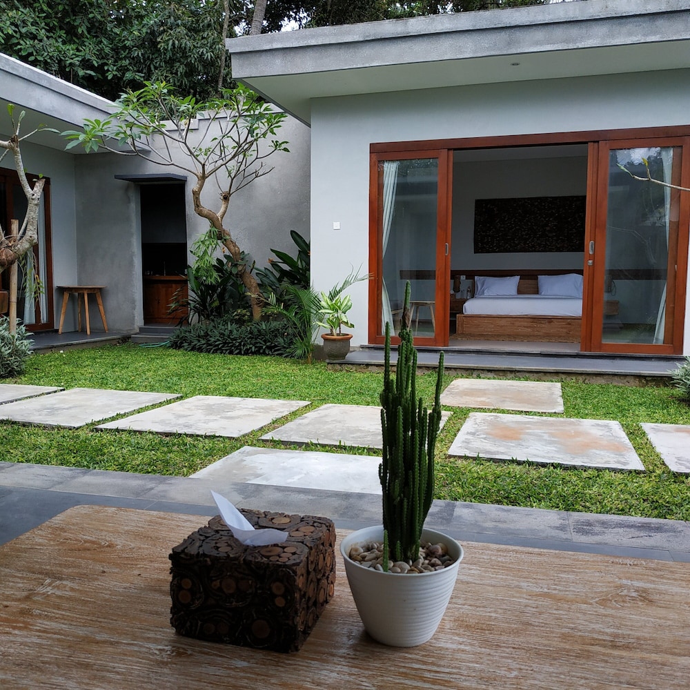 Anggira Villa Ubud 44/50