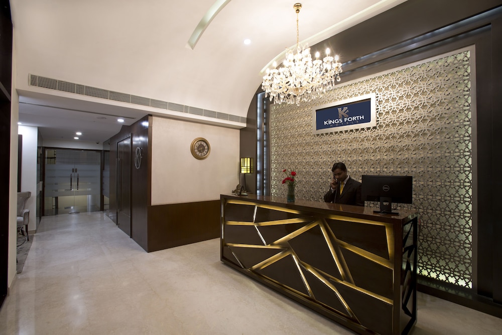 Udman Chattarpur by Ferns N Petals