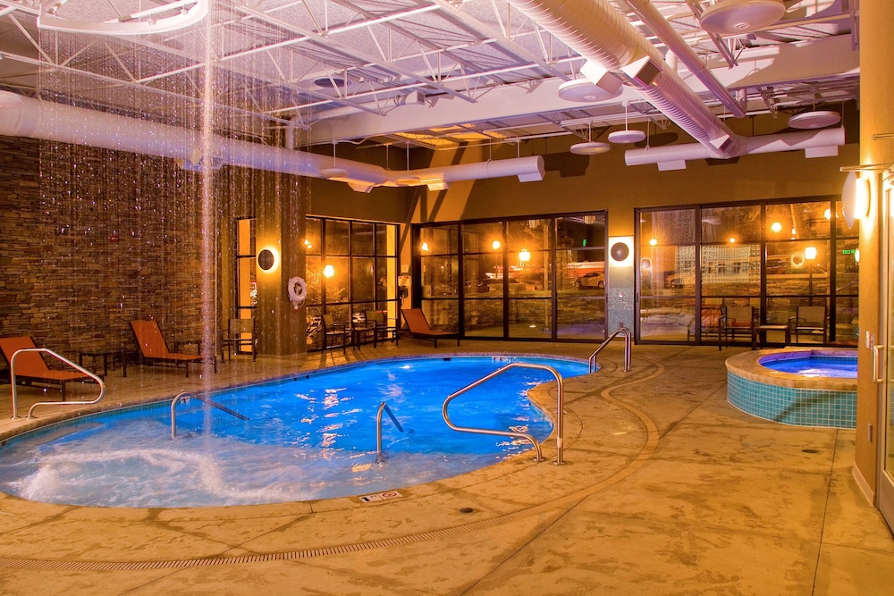 Hampton Inn Wheeling 5/56