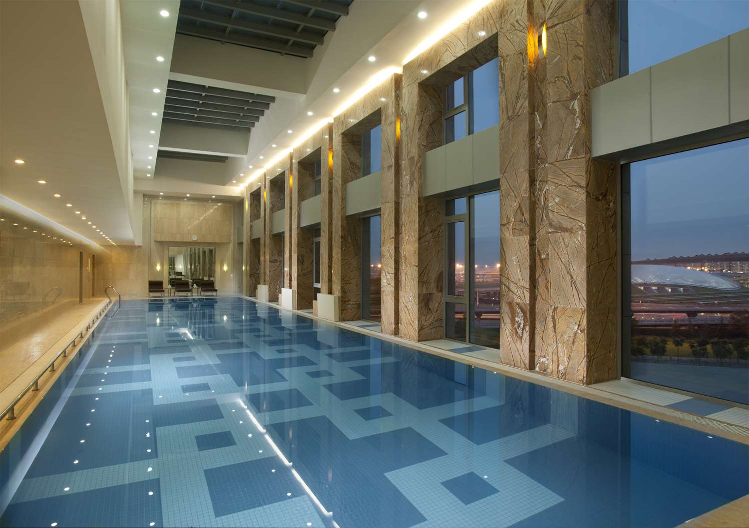 Hilton Beijing Capital Airport 8/30
