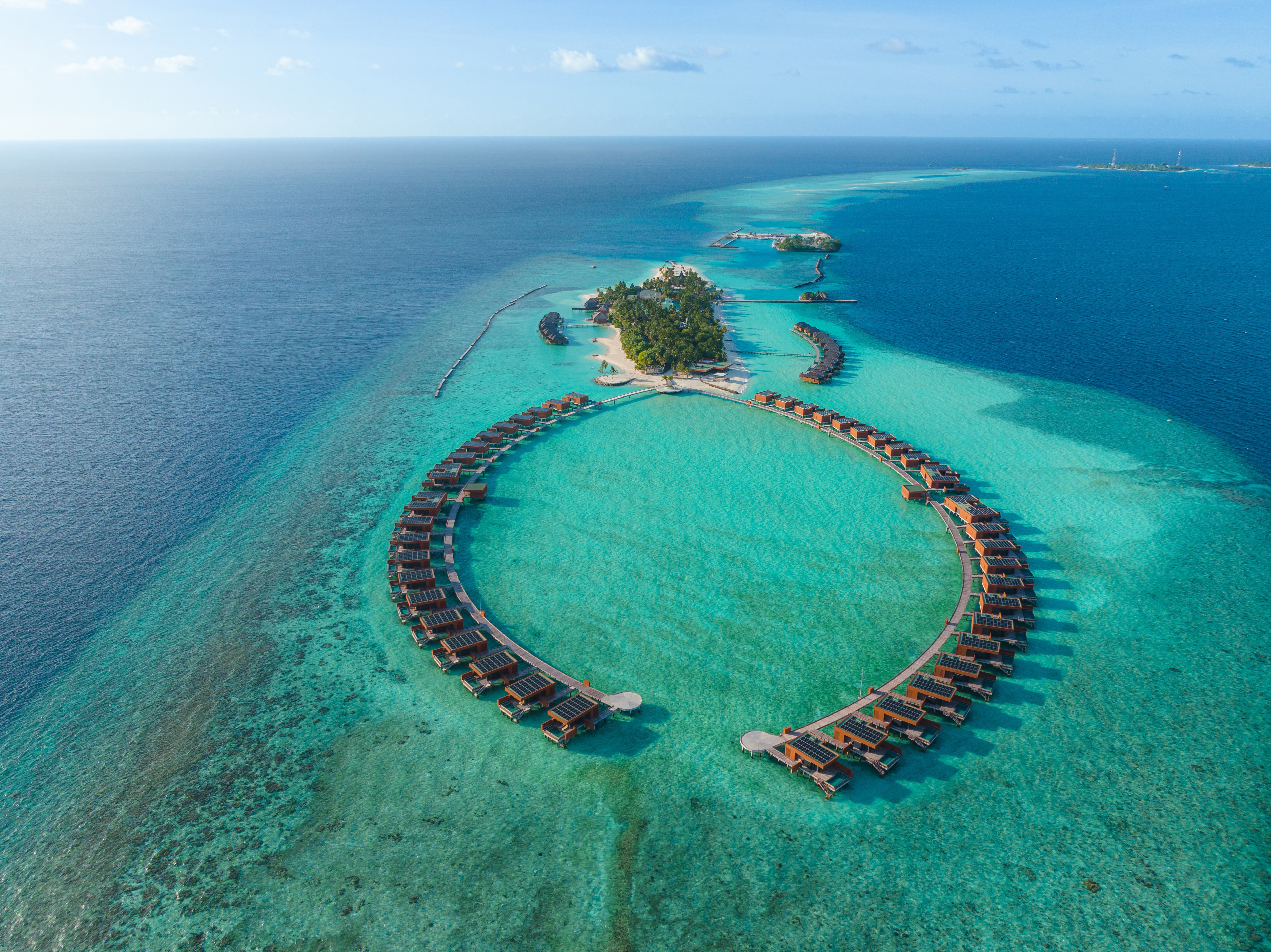 Veligandu Island Resort & Spa 162/172
