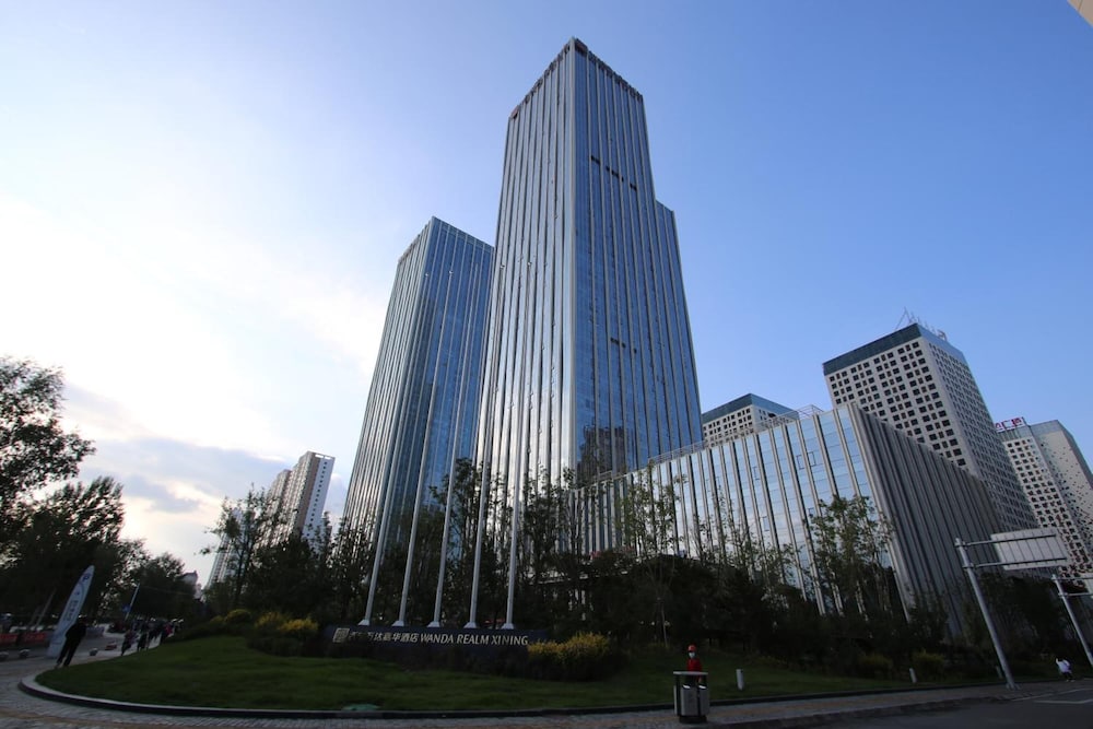 Wanda Realm Xining 3/36