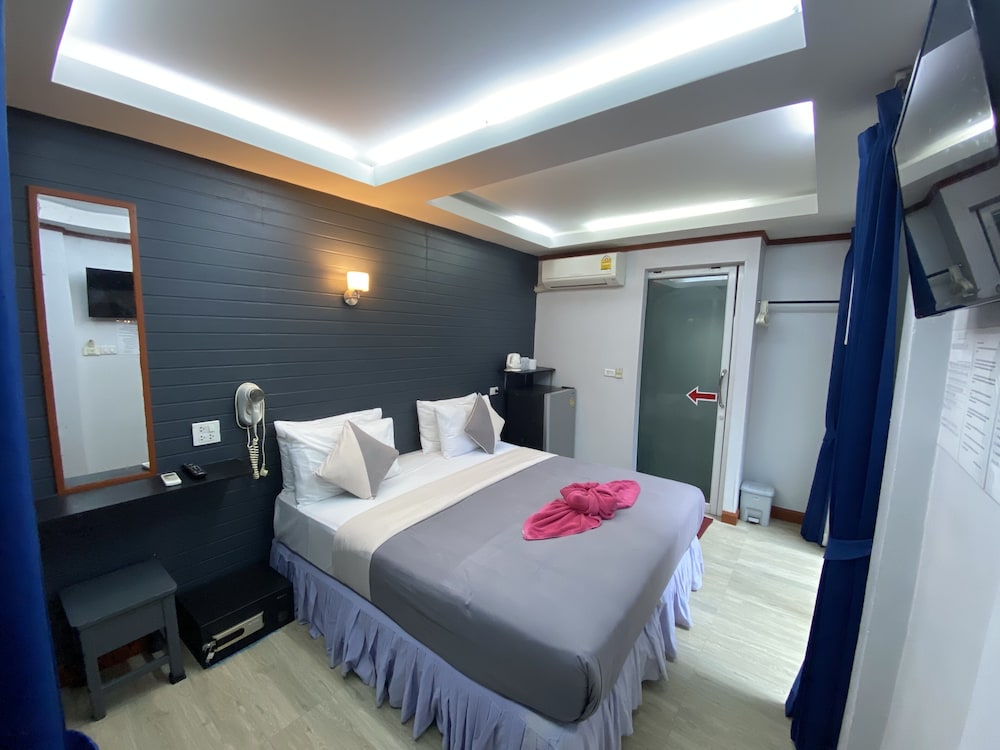 Sinsamut Koh Samed Hotel 24/48