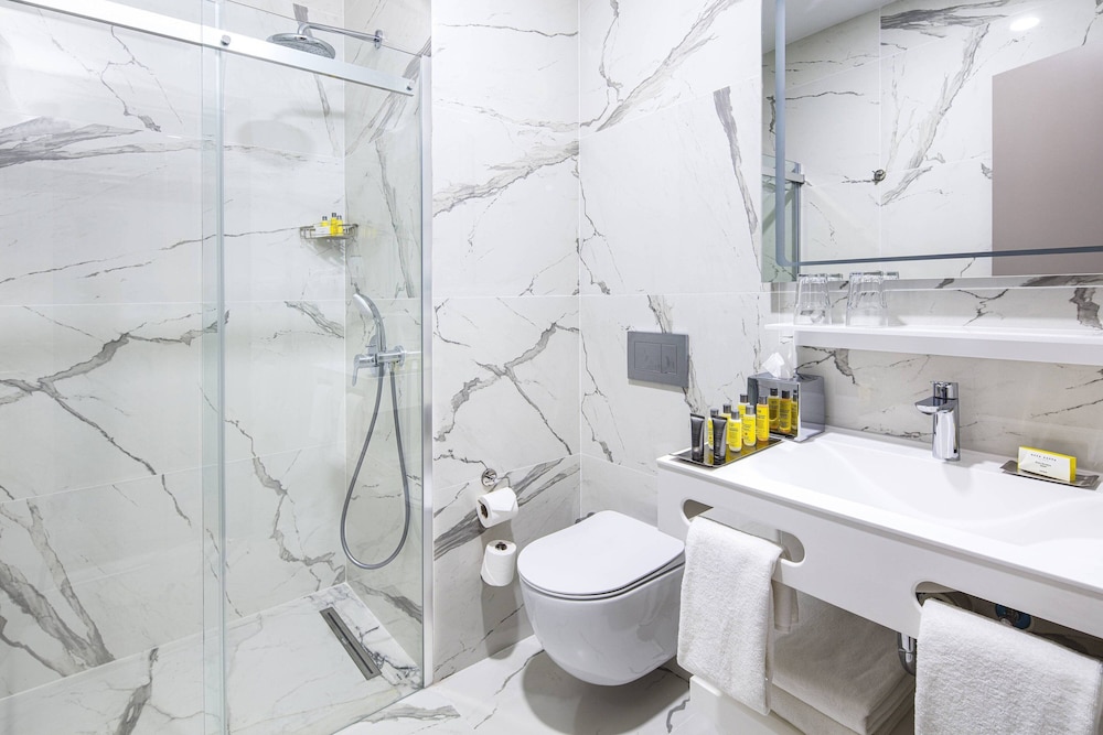 Delta Hotels by Marriott Istanbul Kagithane 49/50