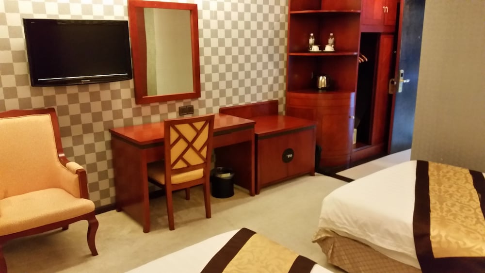 MB Hotel 27/47