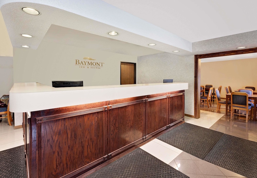 Baymont By Wyndham Battle Creek Downtown 9/39