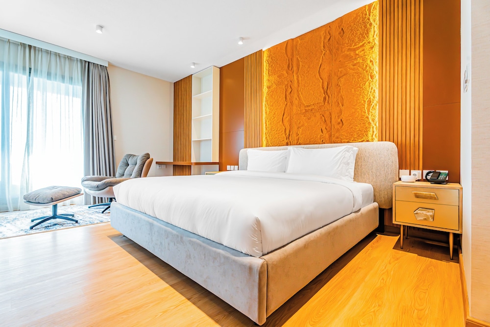 Staywell, Villa, 3 King Beds, Single Bed