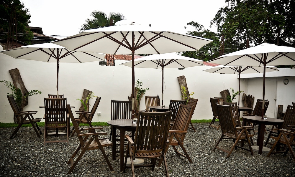 Cleon Villas Pension 20/24