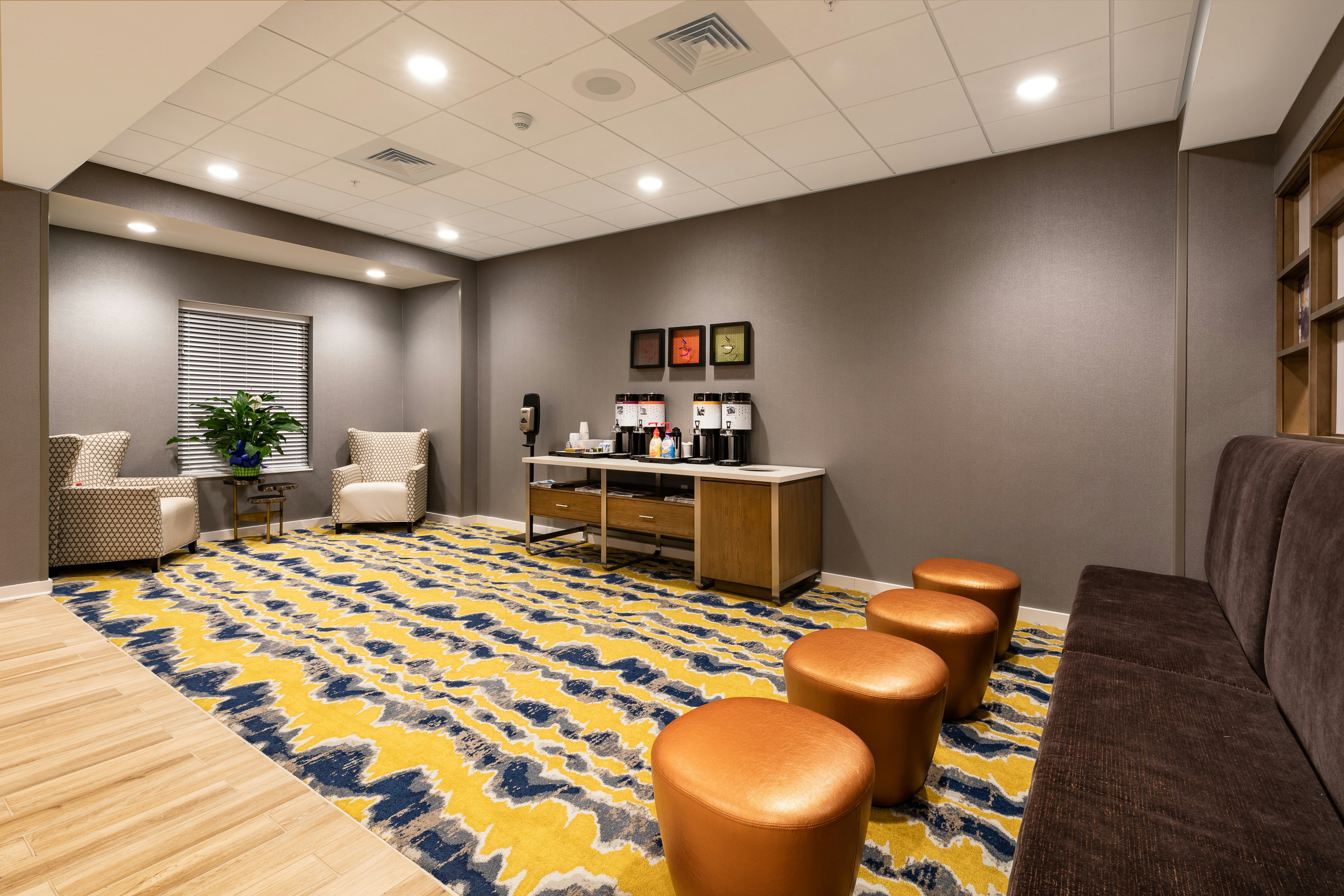Hampton Inn & Suites Columbia Killian Road 72/78