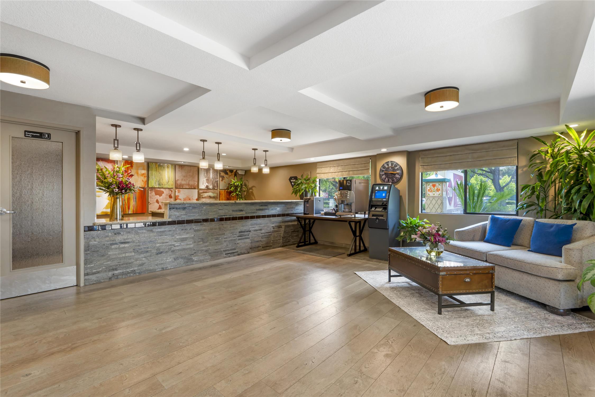 Best Western Plus Anaheim Inn 13/59