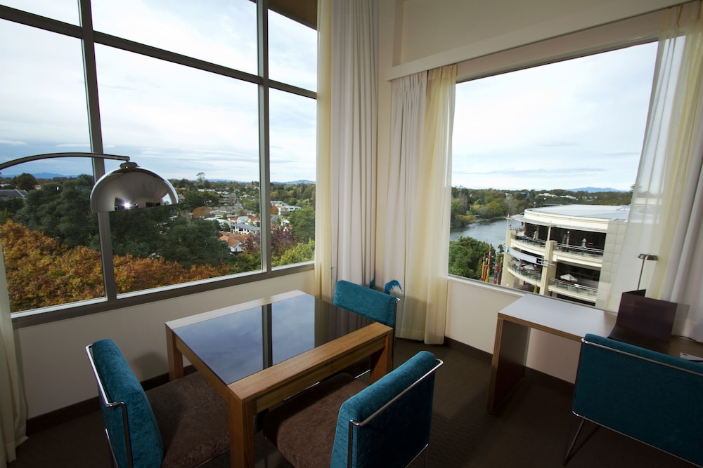 NOVOTEL HAMILTON TAINUI 51/72