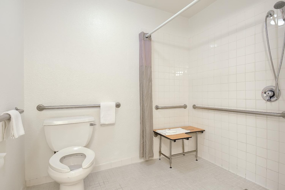 Motel6 San Diego, CA - Downtown 49/50