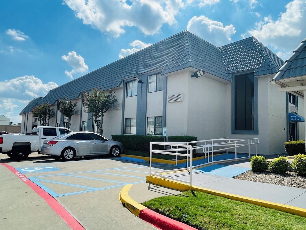 Motel6 Duncanville, TX - Dallas 32/46