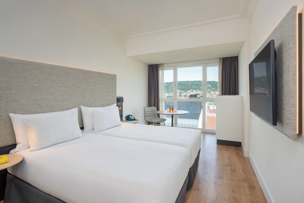 Hotel San Sebastian Orly, Affiliated by Melia 23/67
