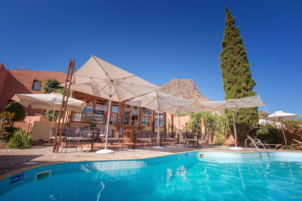 Koutouloufari Village Holiday Club in HERSONISSOS