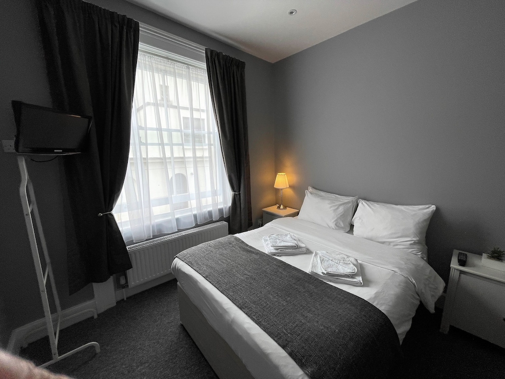 SUPERIOR, DOUBLE BED