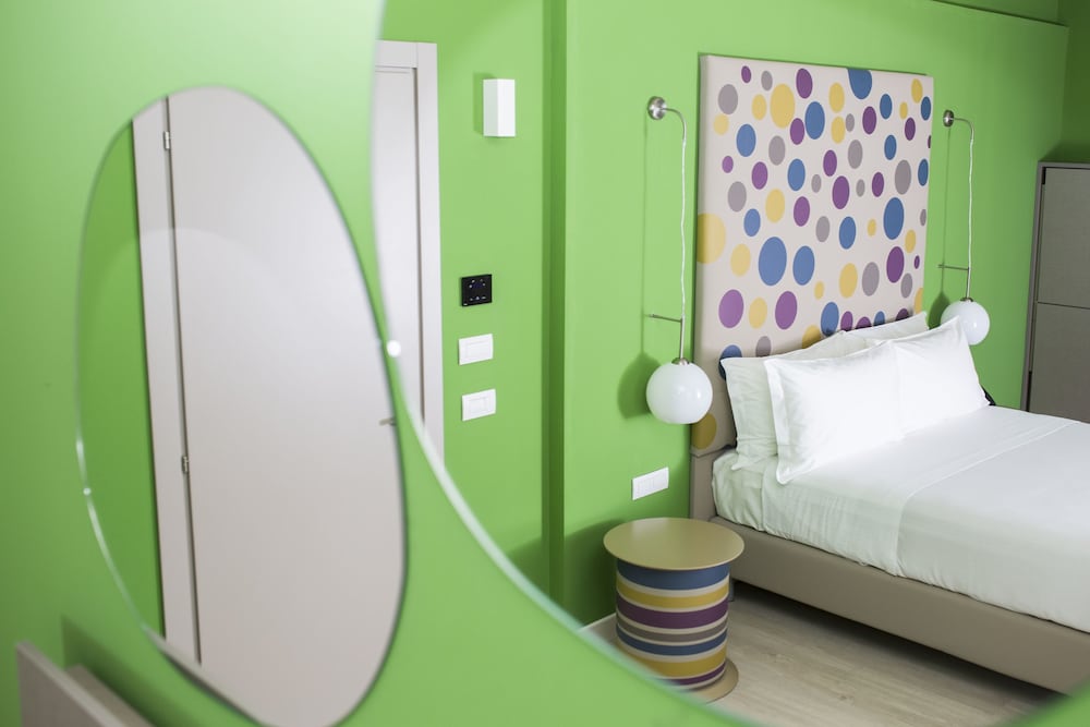 Diamante Mhotel 32/76