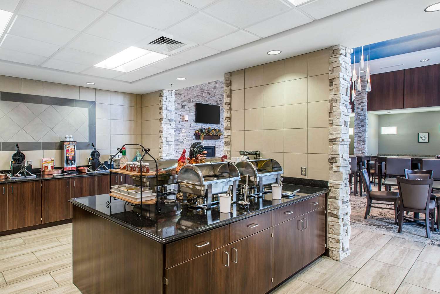 The Heritage Inn & Suites An Ascend Hotel Collection Member 12/27