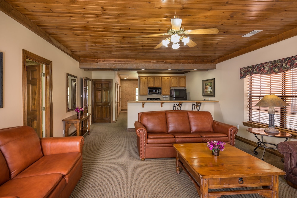 Westgate Branson Woods Resort 25/38