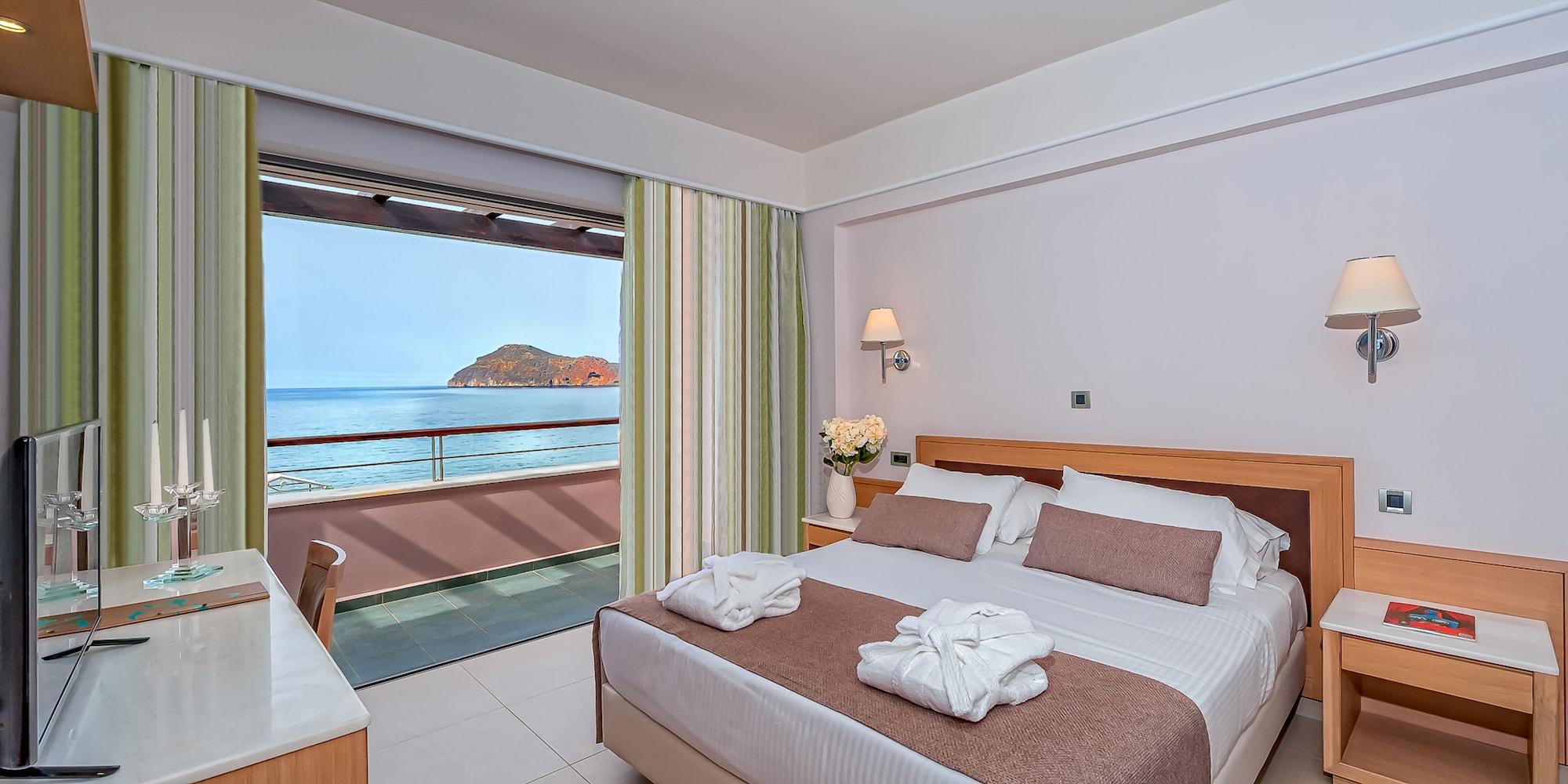 Room, Twin Beds, Garden or Pool View، Porto Platanias Beach Resort & Spa 5/7