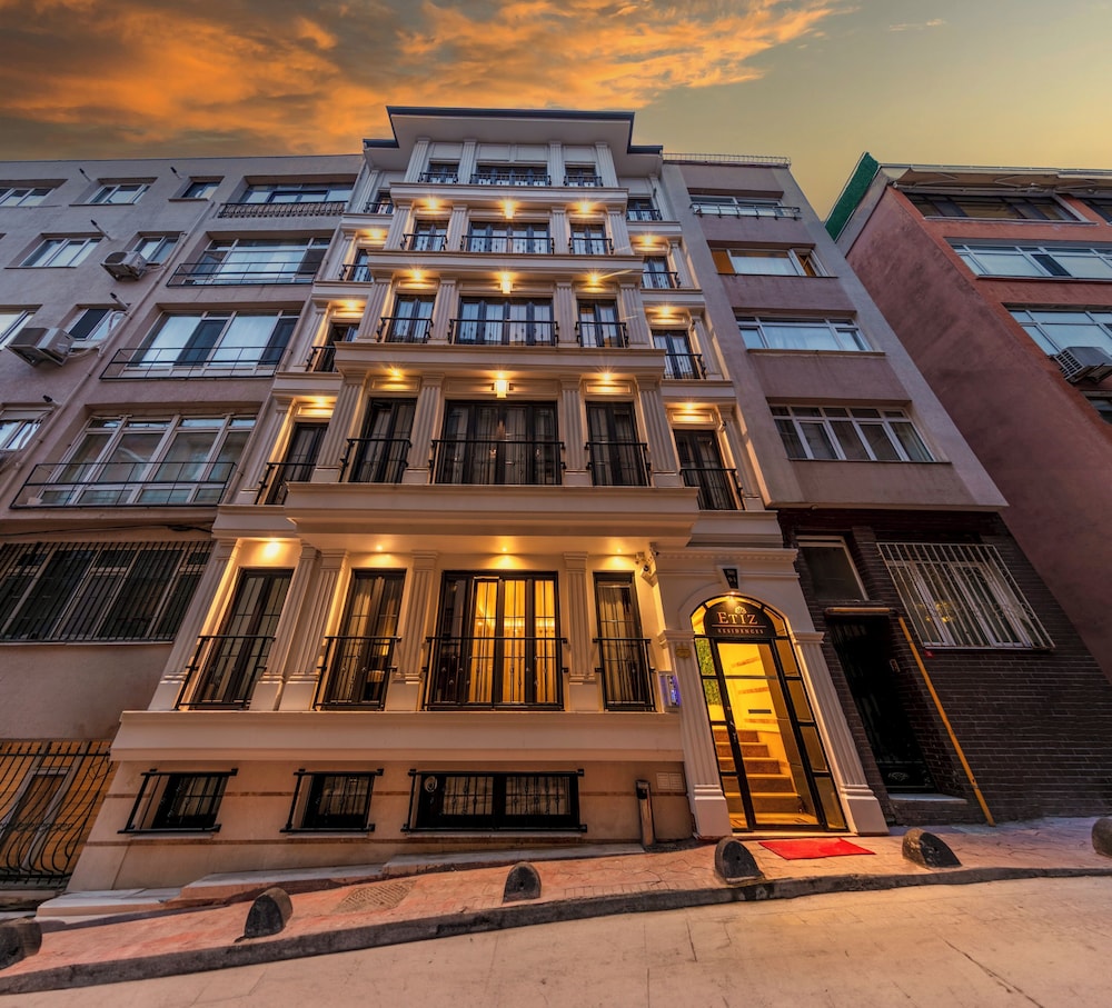 Etiz Residences 1/47