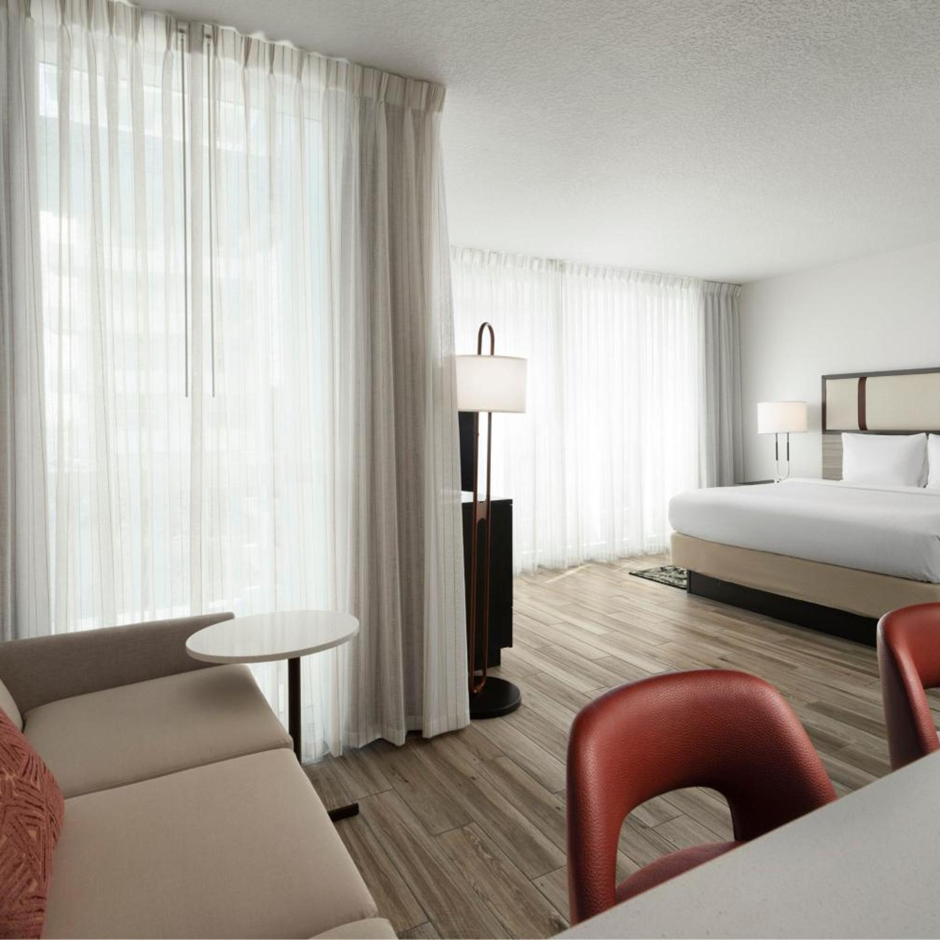 Suite, King Bed, Sofa, Accessible, Residence Inn Miami Beach Surfside 5/10