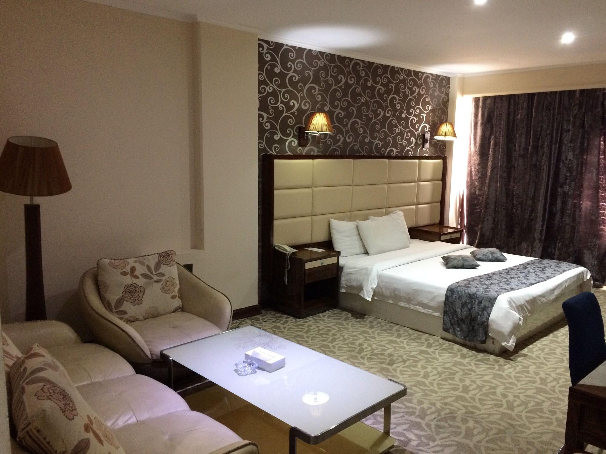Imperial Suites Hotel 10/32