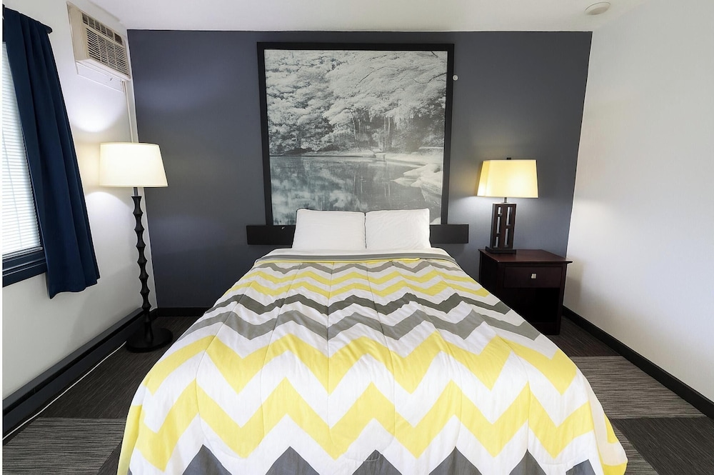 Room, Double Bed