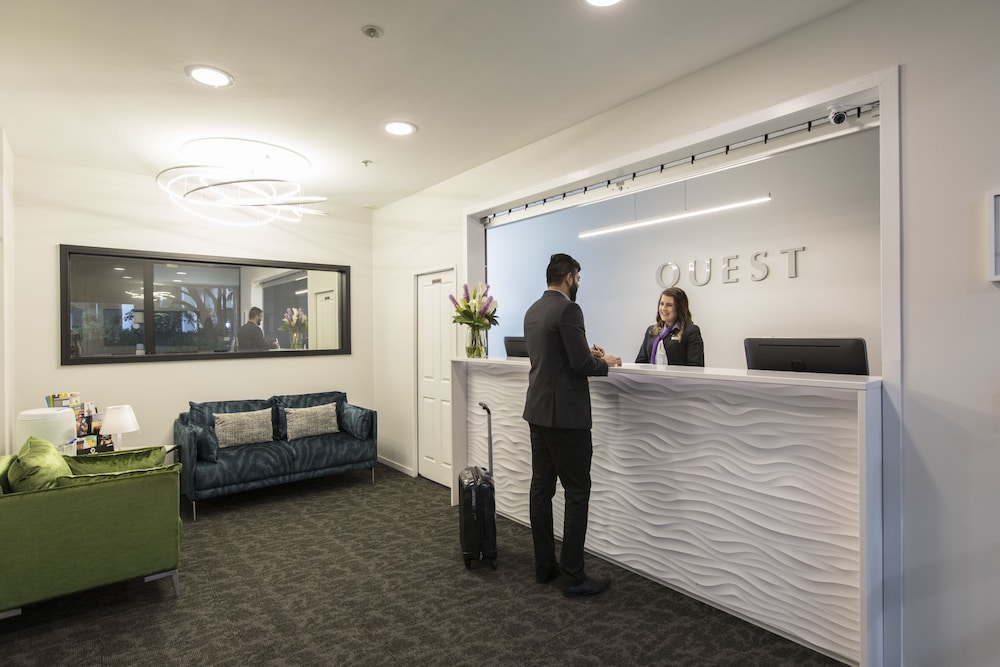 Quest Atrium 13/57