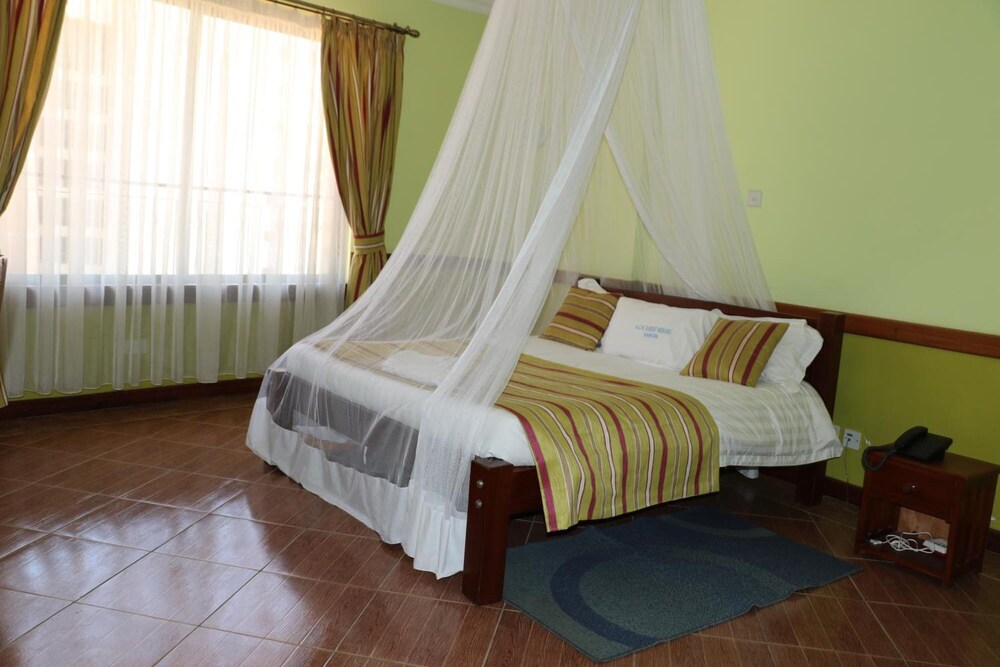 Ack Guesthouse Nairobi 9/33
