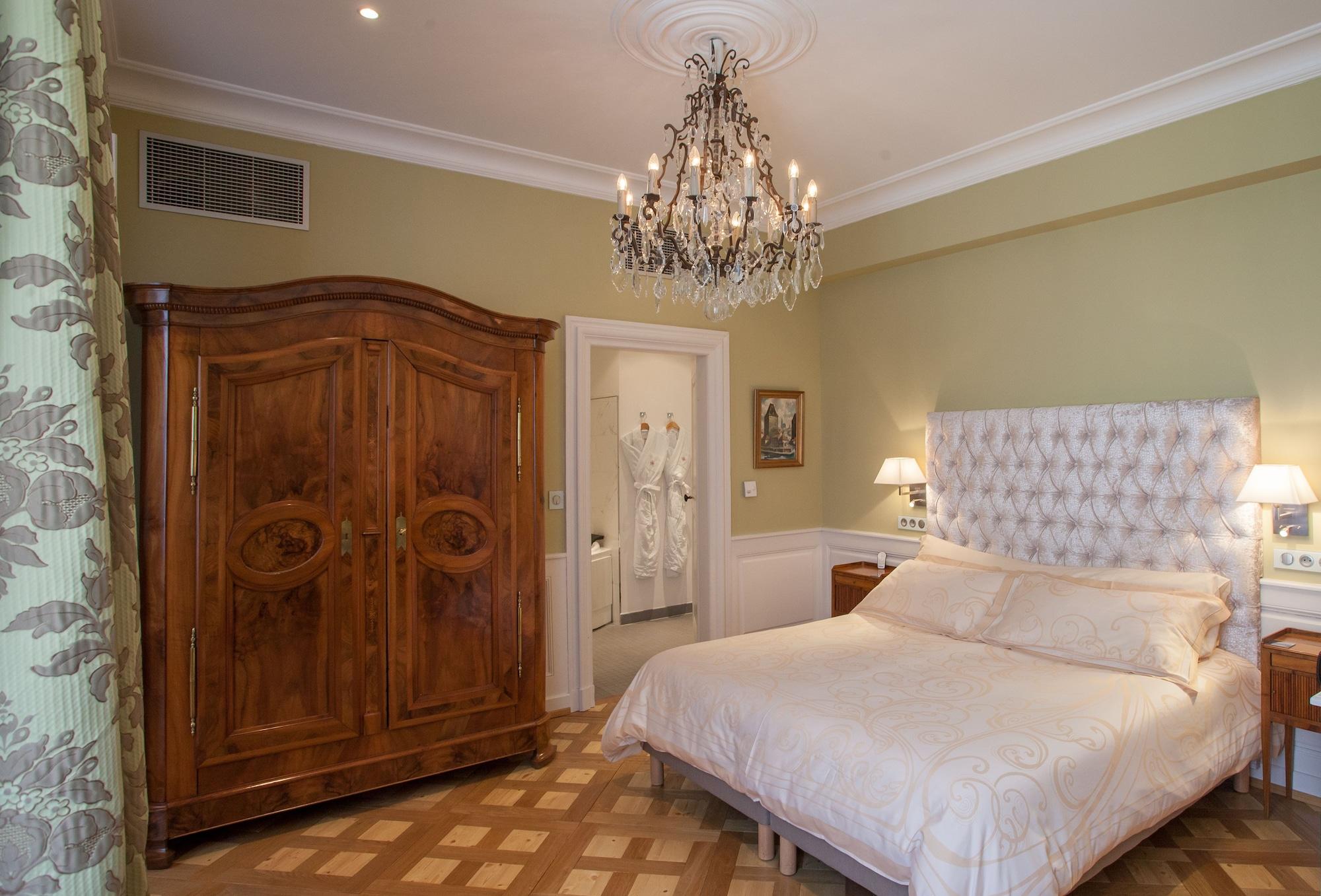جناح، Hotel Le Bouclier D Or And Spa 4/10