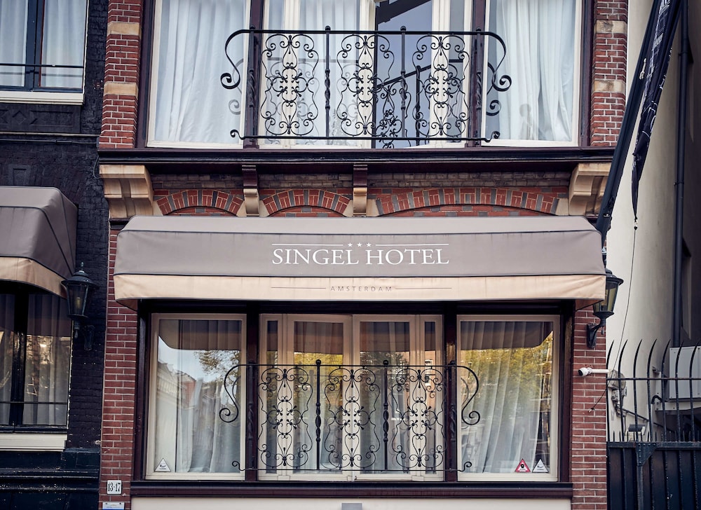 Singel 1/33