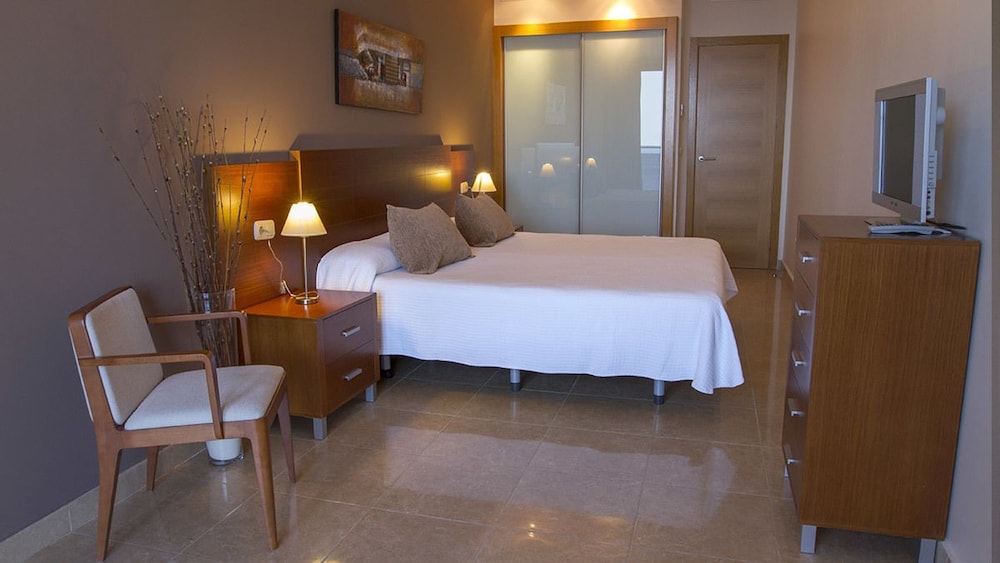 Apartamentos del Mar 7/28