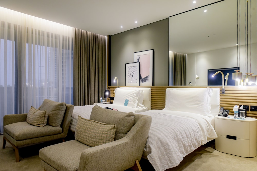Le Royal Meridien Beach Resort & Spa 27/78