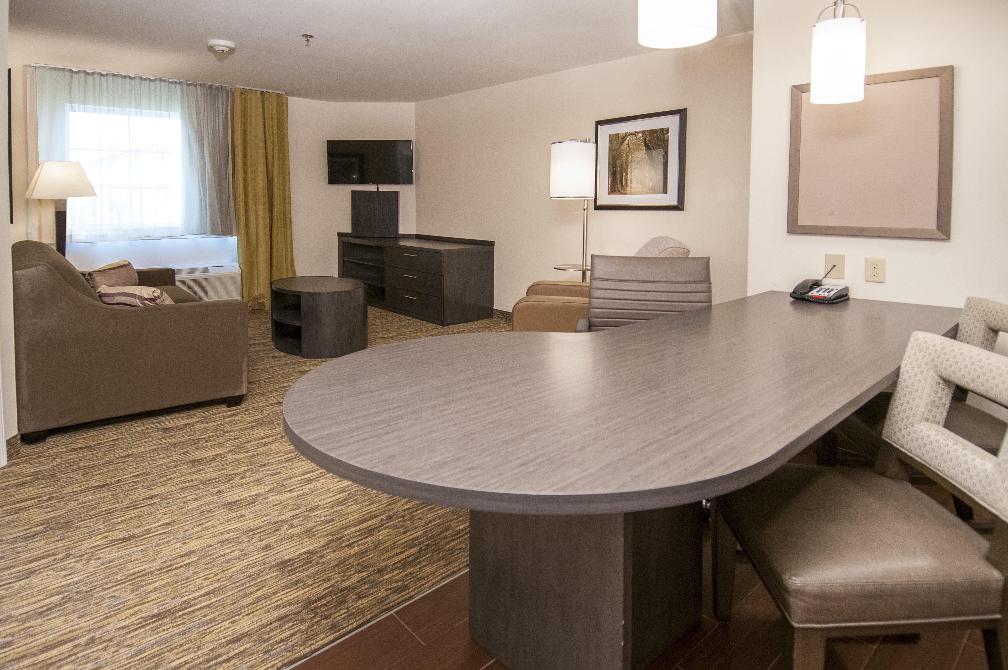 Candlewood Suites Baton Rouge College Drive 26/44