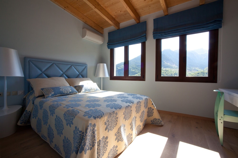 Forest Suites Boutique Hotel 22/79