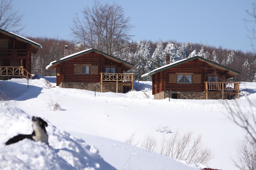 Sfendamos Wood Village 7/32