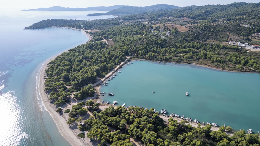 Akrogiali Boutique Hotel 42/50